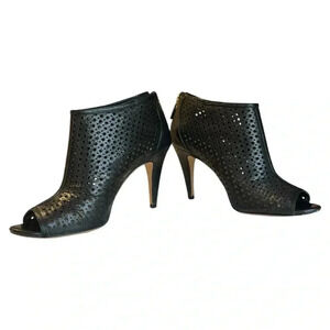 Banana Republic Heeled Peep Toe Leather Heels Black Gold Zipper Size 7.5‎